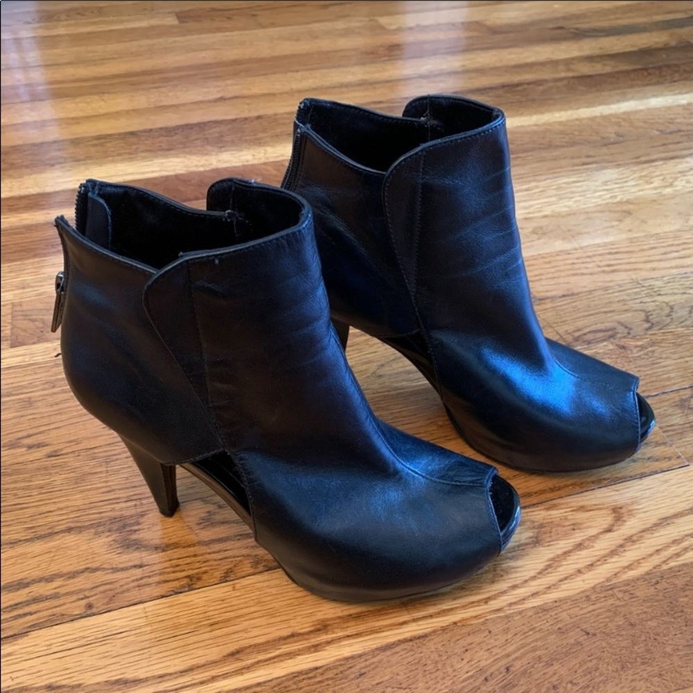 Kenneth Cole Reaction